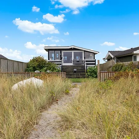 Nedelko - 20m From The Sea By Interhome בית נופש אוטרופ