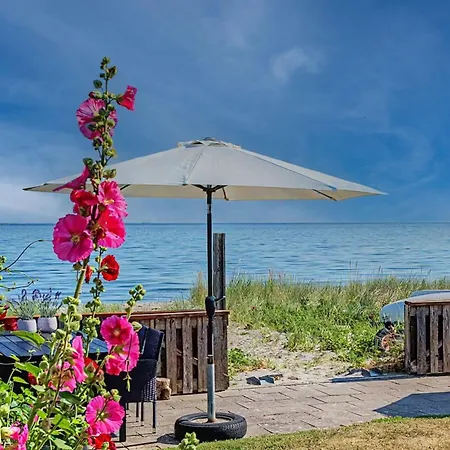 Nedelko - 20m From The Sea By Interhome אוטרופ